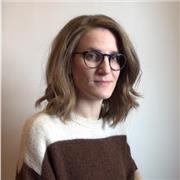 Offro lezioni di italiano come lingua straniera online.
I offer online Italian lessons.
Ofrezco clases de italiano en línea.